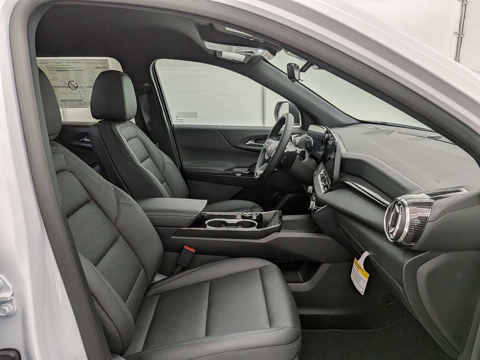 New 2026 Chevrolet Equinox LT w/ Convenience Package II image 21