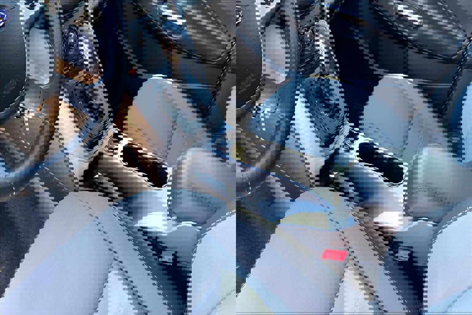 Used 2015 Ford Escape SE image 16