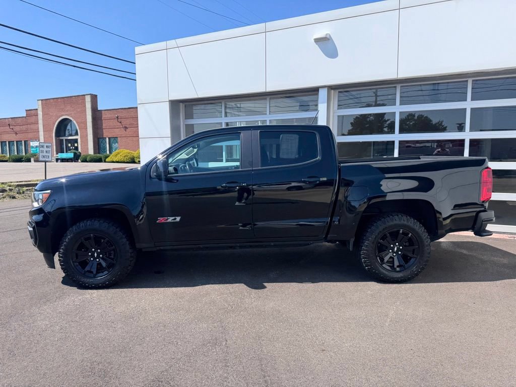 Used 2021 Chevrolet Colorado Z71 w/ Z71 Midnight Edition AWD/4WD image 2