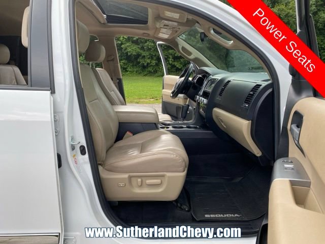 Used 2020 Toyota Sequoia Limited AWD/4WD image 17