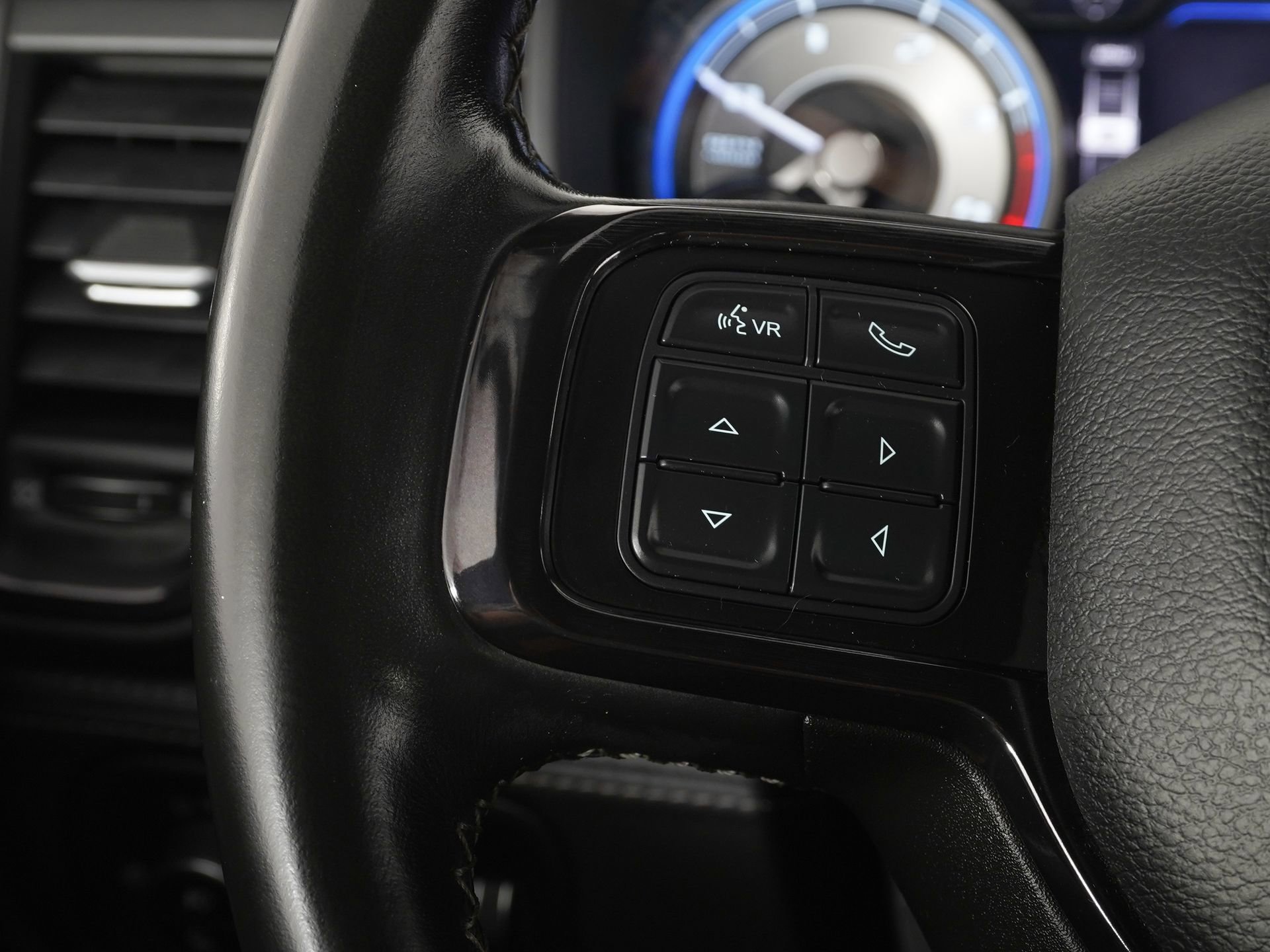 Used 2022 RAM 2500 Limited AWD/4WD image 19