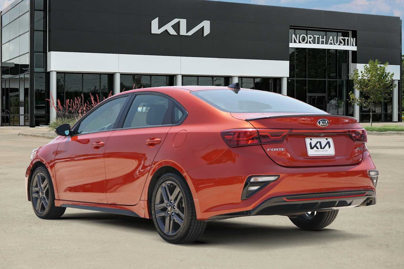 Used 2020 Kia Forte GT-Line FWD image 4