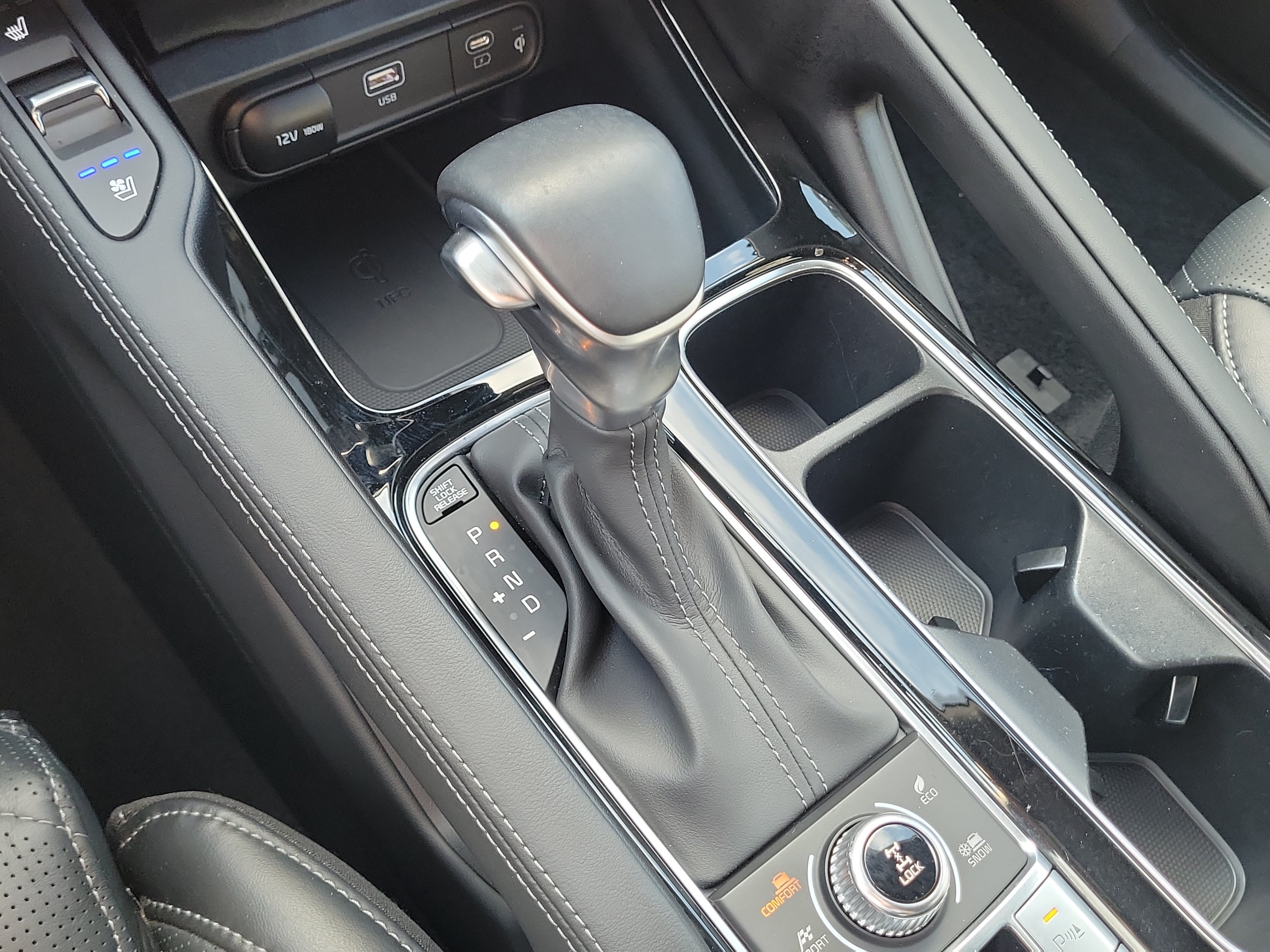 Certified 2025 Kia Telluride SX Prestige X-Line AWD/4WD image 39