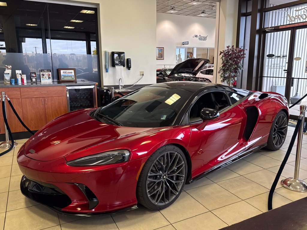 Used 2025 McLaren GTS RWD image 9