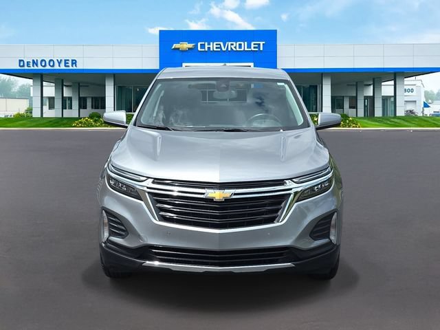 Used 2024 Chevrolet Equinox LT AWD/4WD image 2