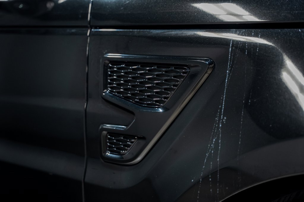 Used 2016 Land Rover Range Rover Sport SVR image 25