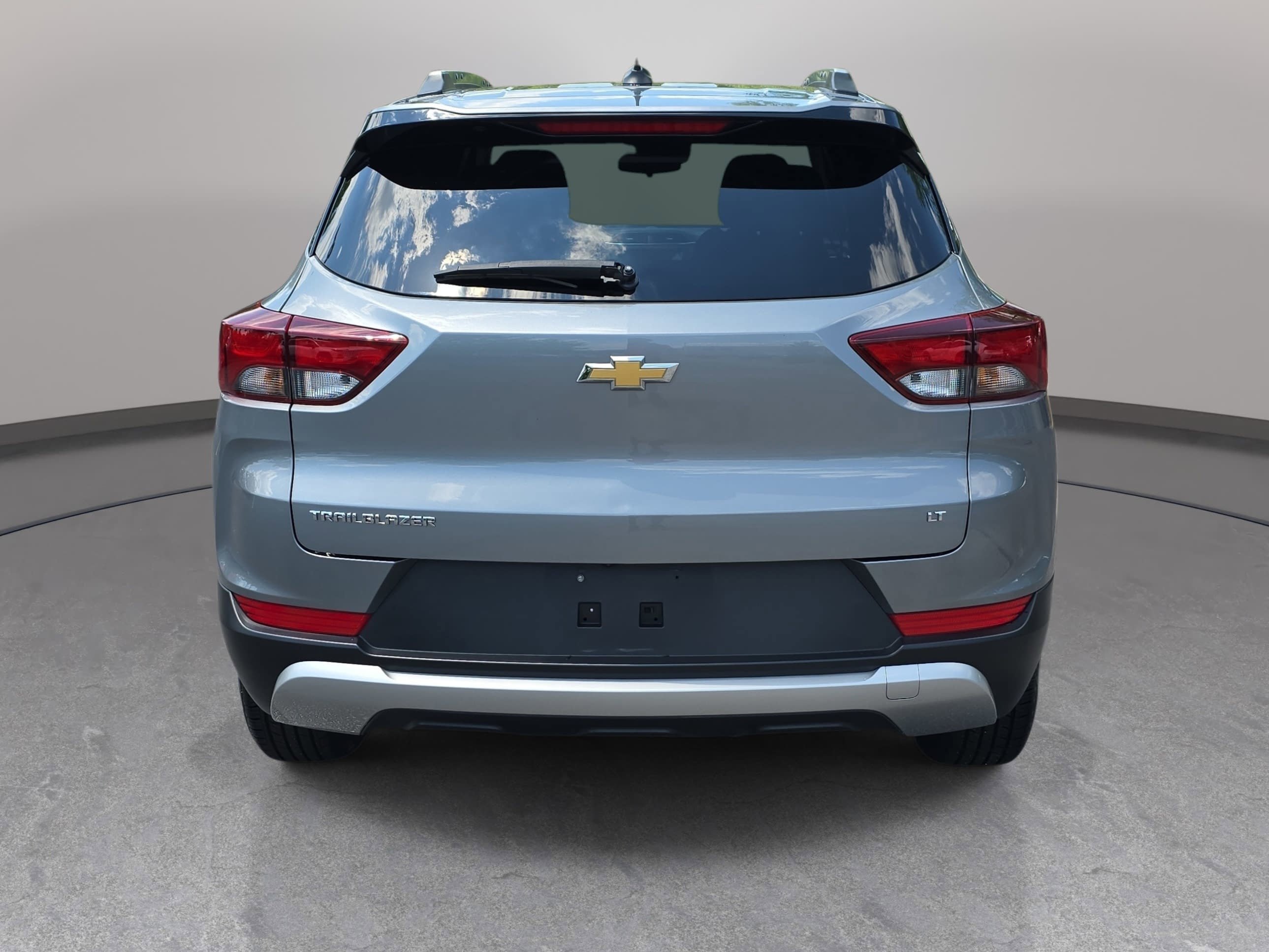 Used 2023 Chevrolet TrailBlazer LT FWD image 6