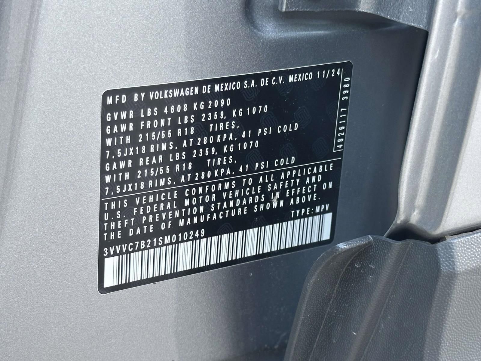 Used 2025 Volkswagen Taos SE AWD/4WD image 26