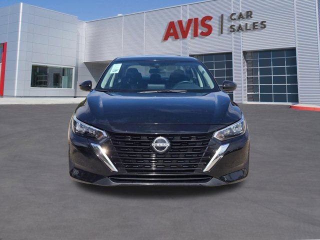 Used 2025 Nissan Sentra SV image 2