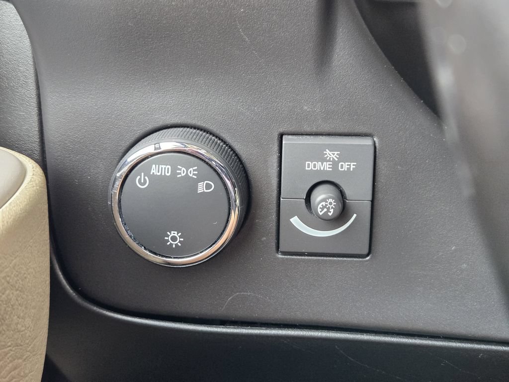 Used 2020 Chevrolet Express 2500 w/ Communications Package RWD image 22