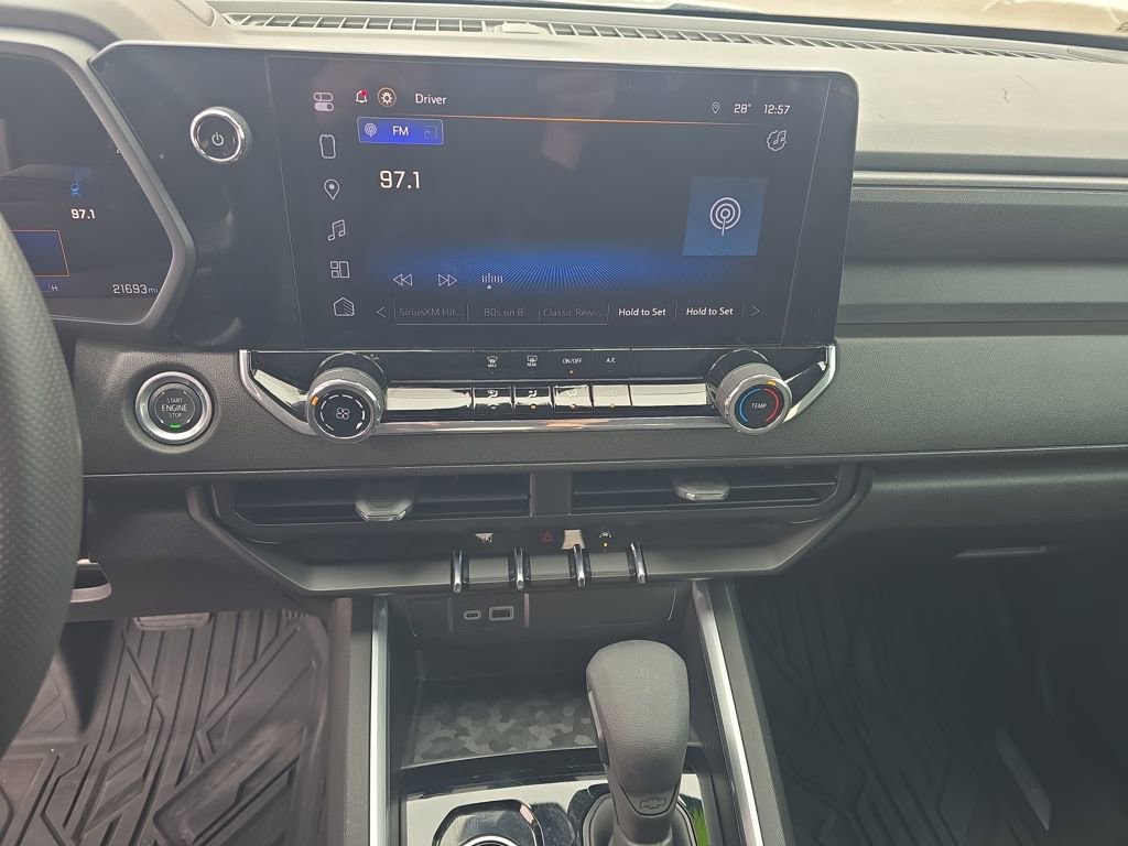 Used 2024 Chevrolet Colorado Trail Boss w/ Technology Package image 20