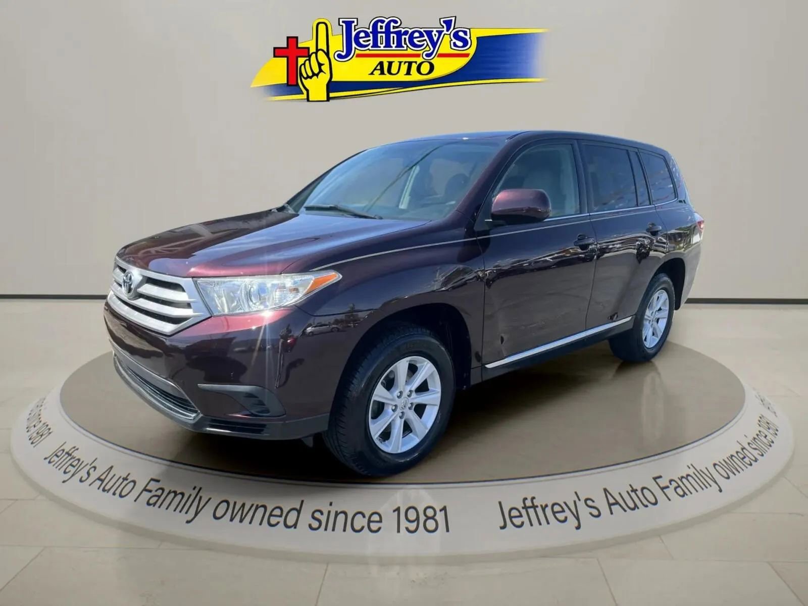 Used 2013 Toyota Highlander FWD w/ Cold Weather Pkg
