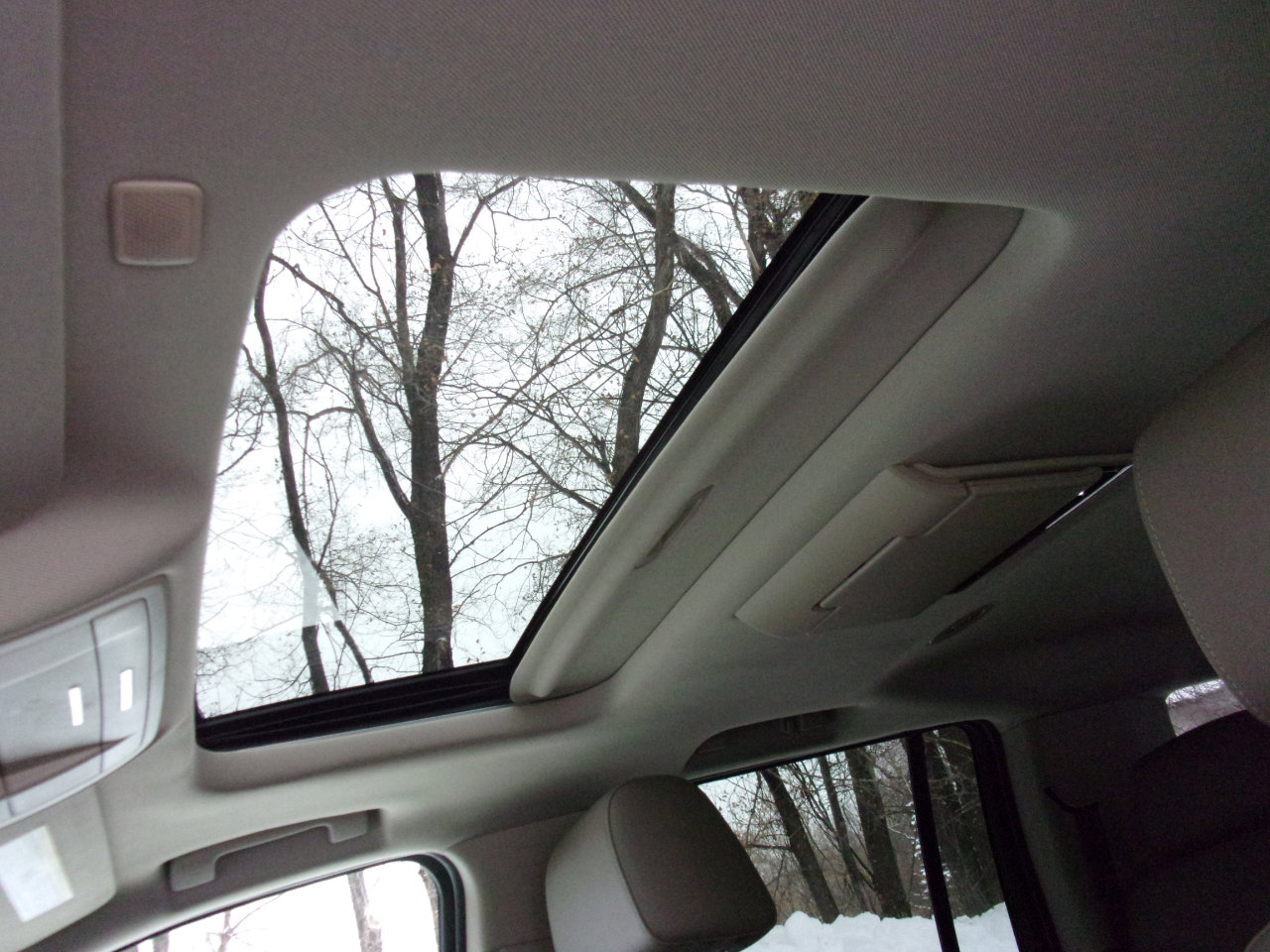 Used 2019 GMC Yukon XL SLT w/ Open Road Package image 9