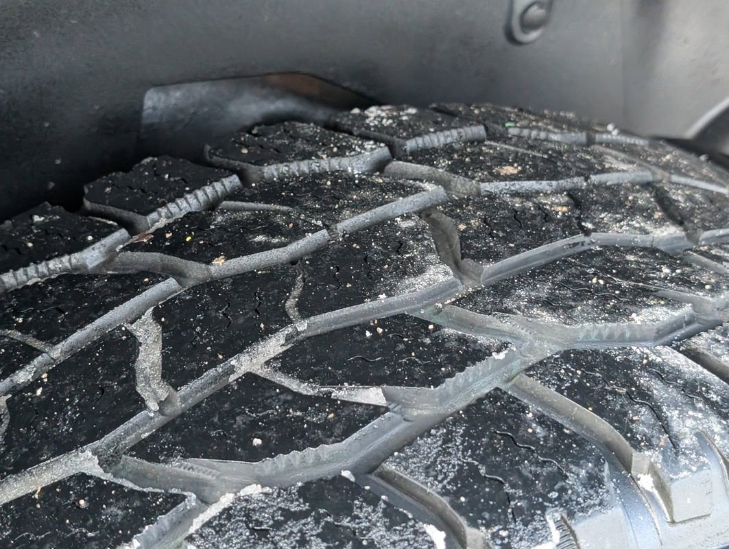 Used 2006 GMC Yukon XL SLT w/ SLT Preferred Equipment Group image 30