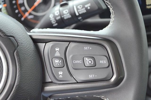 Used 2025 Jeep Wrangler Unlimited Rubicon image 18