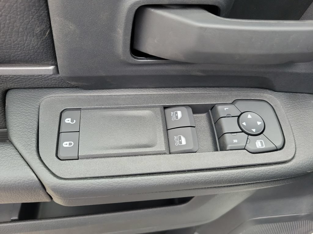 New 2026 RAM 5500 Tradesman AWD/4WD image 18