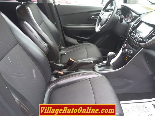 Used 2017 Chevrolet Trax LT w/ LT Convenience Package image 29