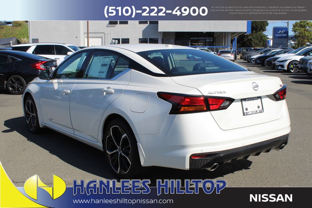 New 2025 Nissan Altima 2.5 SR FWD image 9