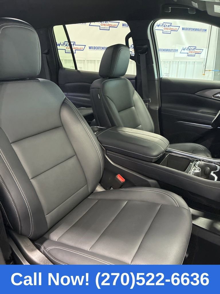 Used 2026 Chevrolet Traverse LT image 39