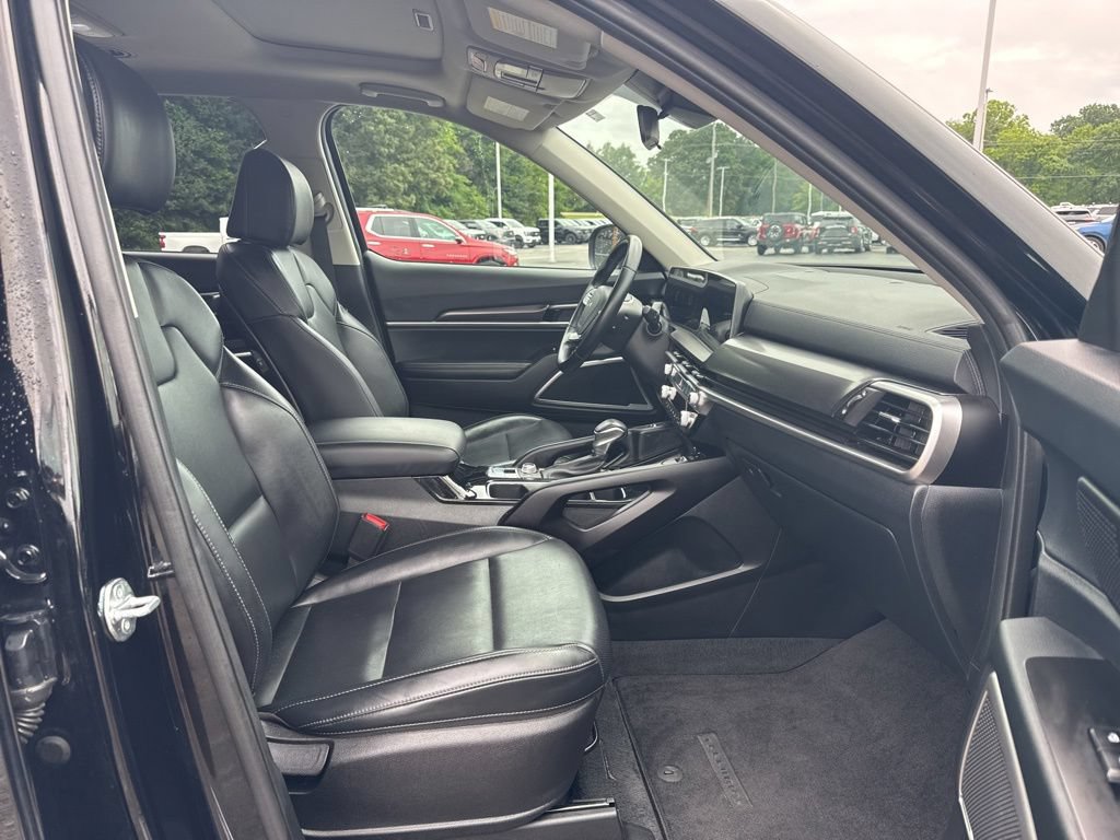 Used 2025 Kia Telluride S AWD/4WD image 19