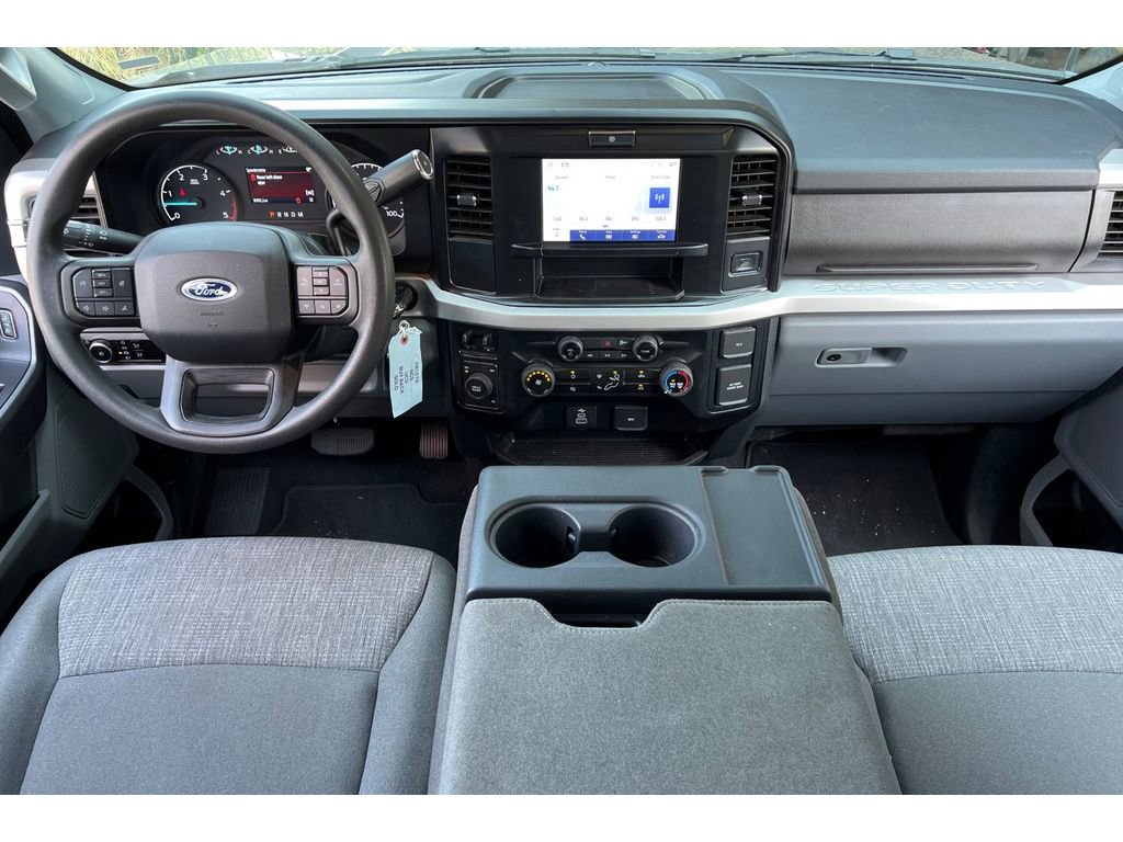 Used 2025 Ford F350 XLT image 15