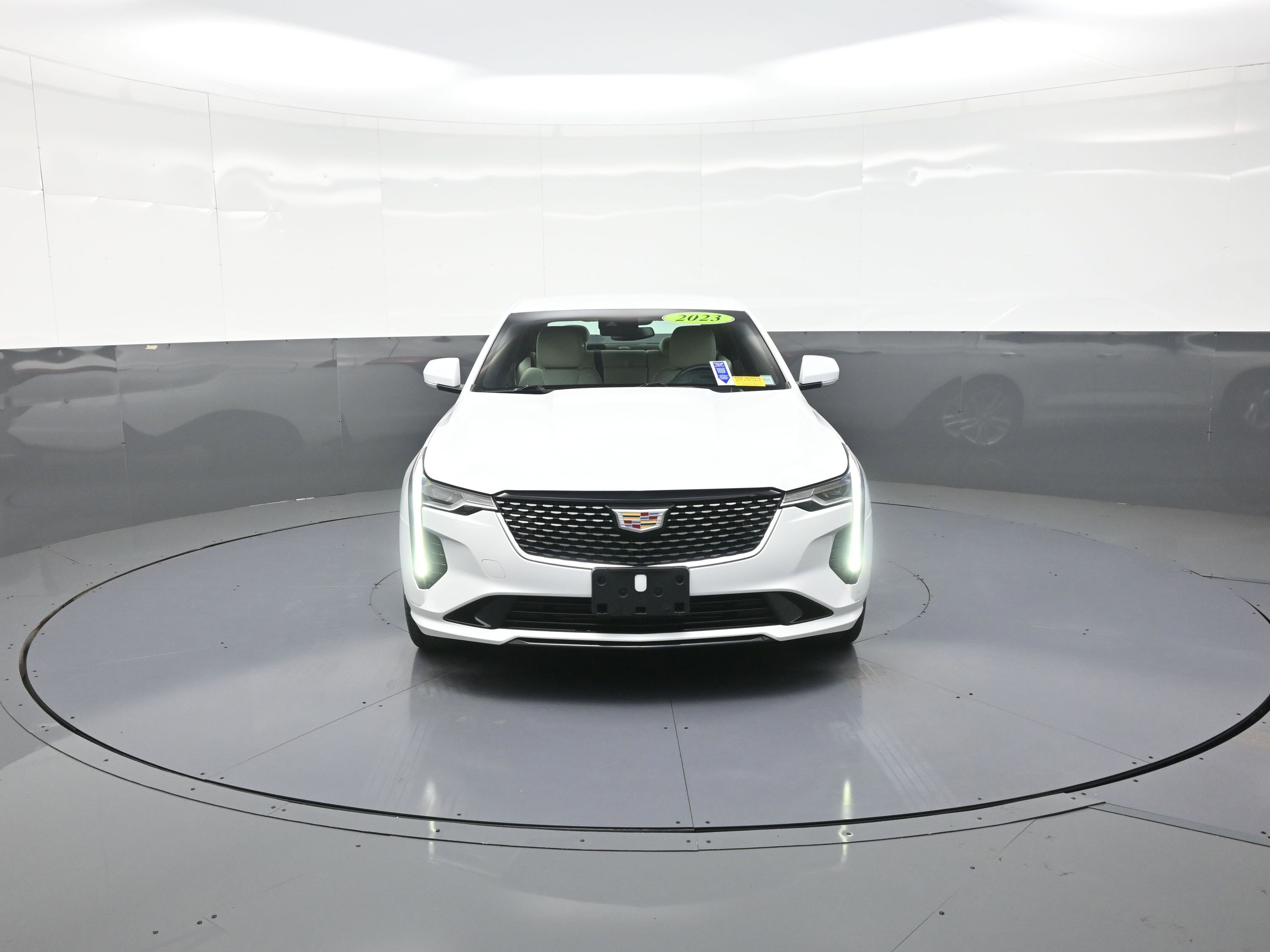 Used 2023 Cadillac CT4 Luxury w/ Cold Weather Package image 8