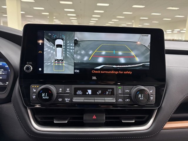 Used 2025 Toyota Grand Highlander AWD Hybrid image 21