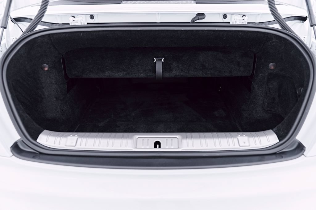 Used 2020 Rolls-Royce Dawn RWD image 37