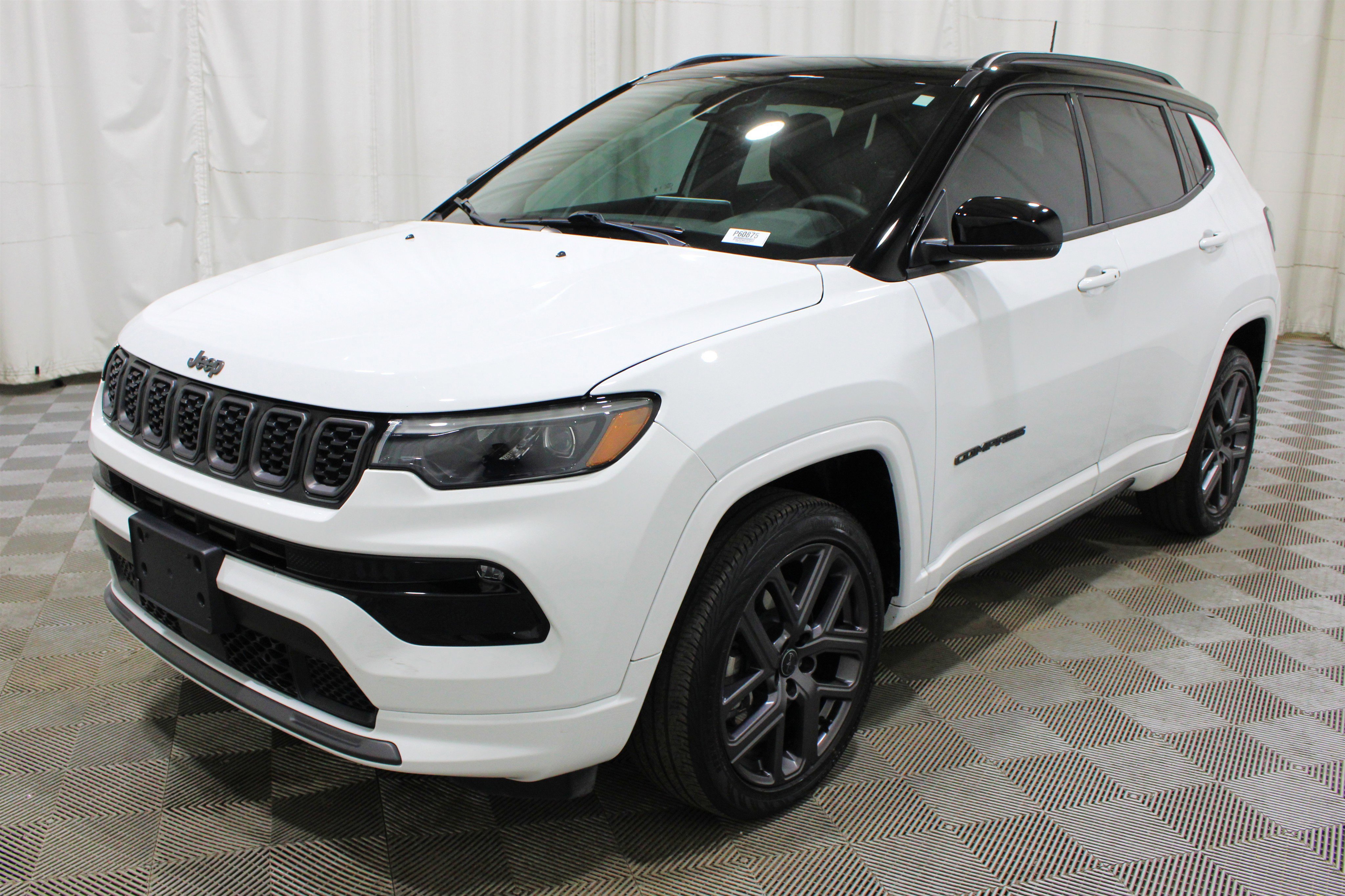 Used 2025 Jeep Compass Limited w/ High Altitude Package image 33