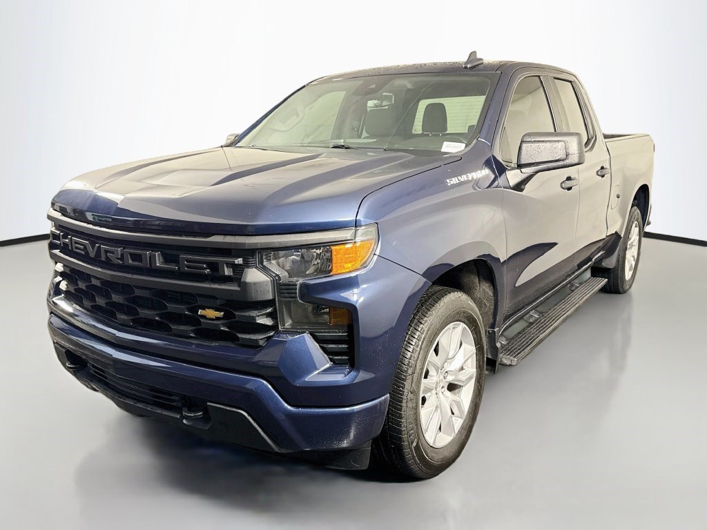 Used 2022 Chevrolet Silverado 1500 Custom RWD image 4