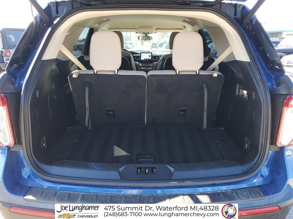 Used 2020 Ford Explorer XLT w/ Equipment Group 202A AWD/4WD image 26