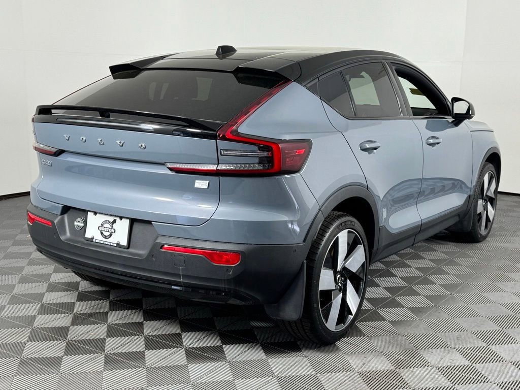 Used 2022 Volvo C40 P8 Recharge Ultimate AWD/4WD image 5