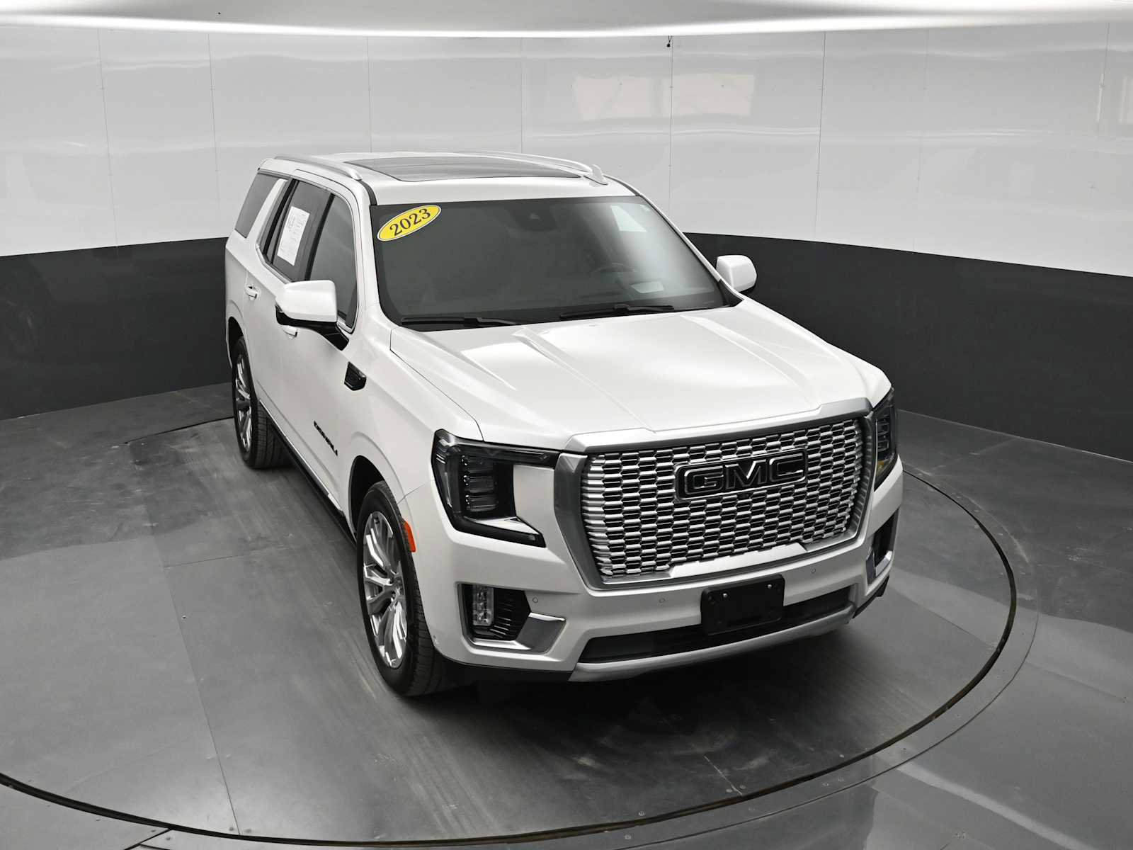 Used 2023 GMC Yukon Denali w/ Denali Reserve Package AWD/4WD image 30