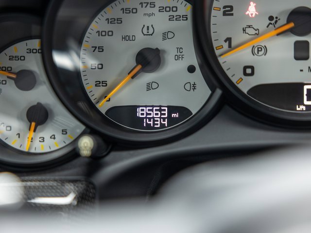 Certified 2018 Porsche 911 GT3 image 27