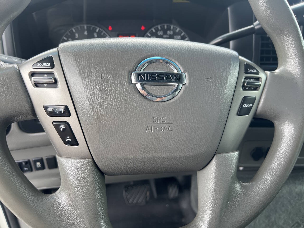 Used 2017 Nissan NV 2500 SV w/ Technology Package RWD image 11