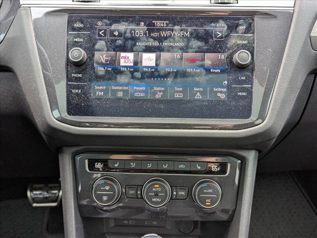 Used 2021 Volkswagen Tiguan SE R-Line image 11