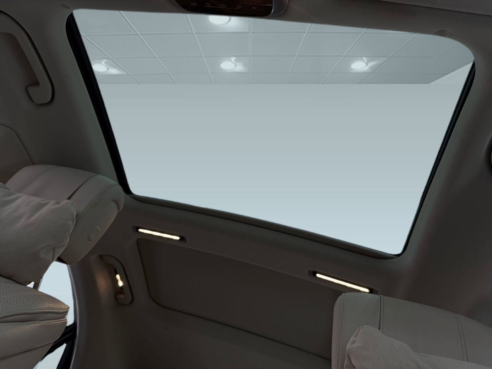 Certified 2022 Mercedes-Benz S 500 4MATIC image 14