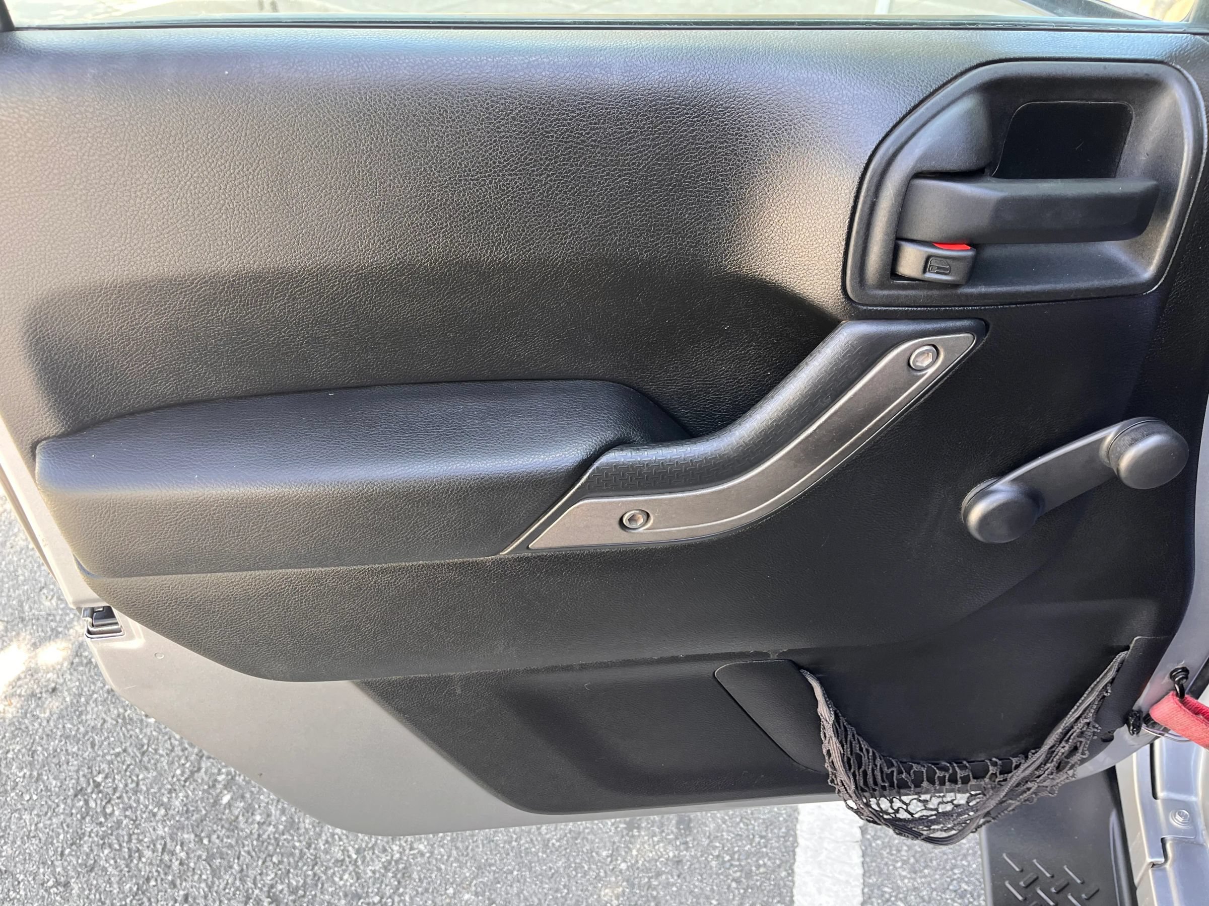 Used 2013 Jeep Wrangler Sport AWD/4WD image 16