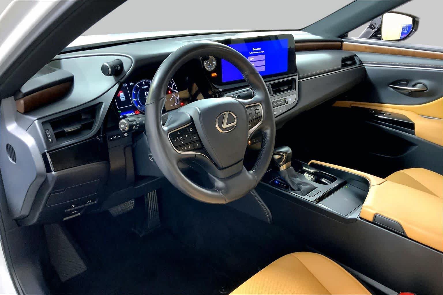 Certified 2024 Lexus ES 350 w/ Premium Package FWD image 18