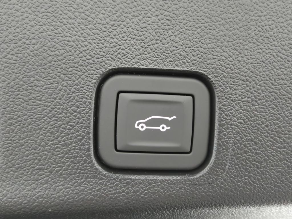 New 2026 Buick Enclave Preferred w/ Power Package image 17