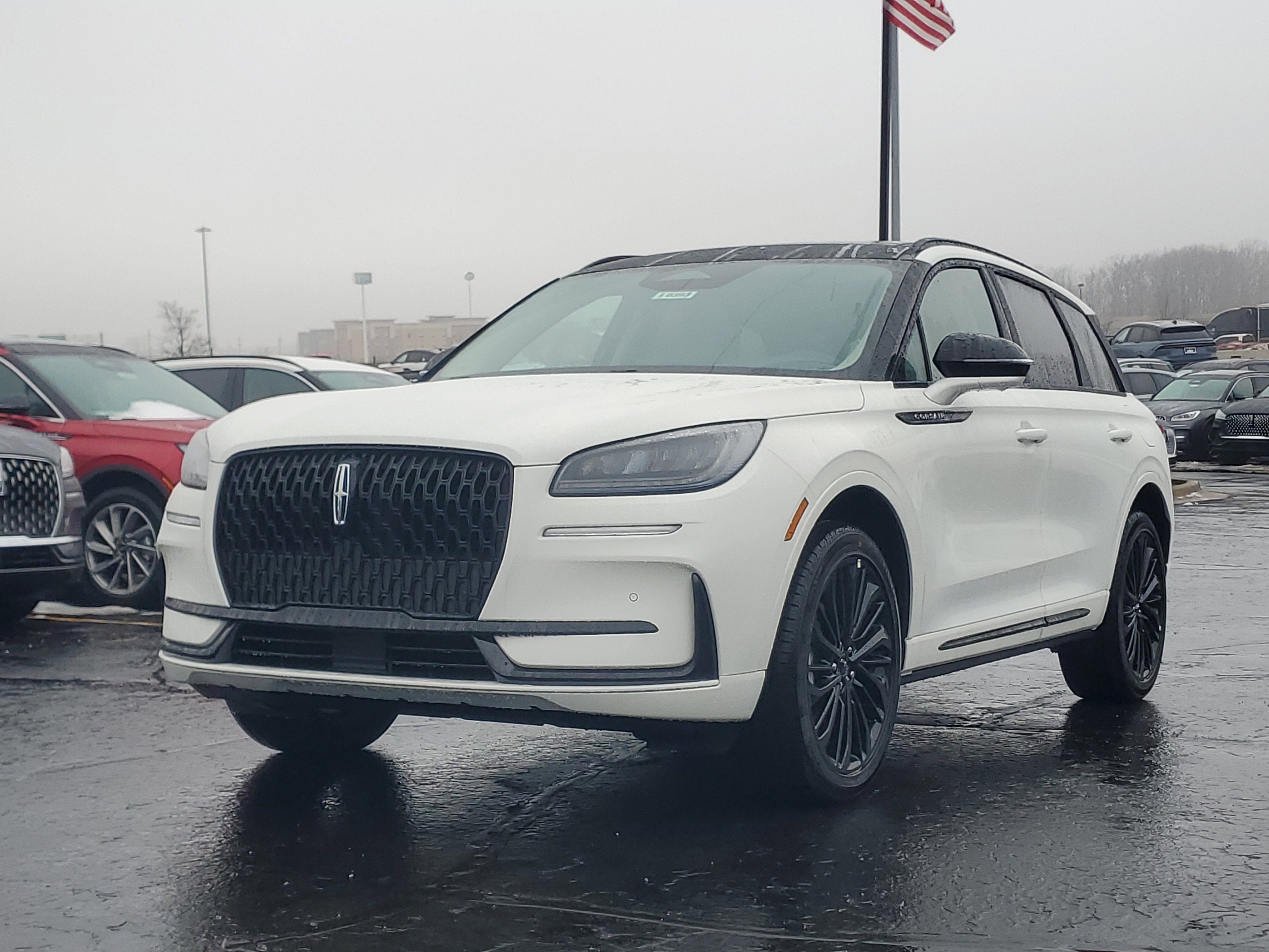 New 2026 Lincoln Corsair Premiere image 2