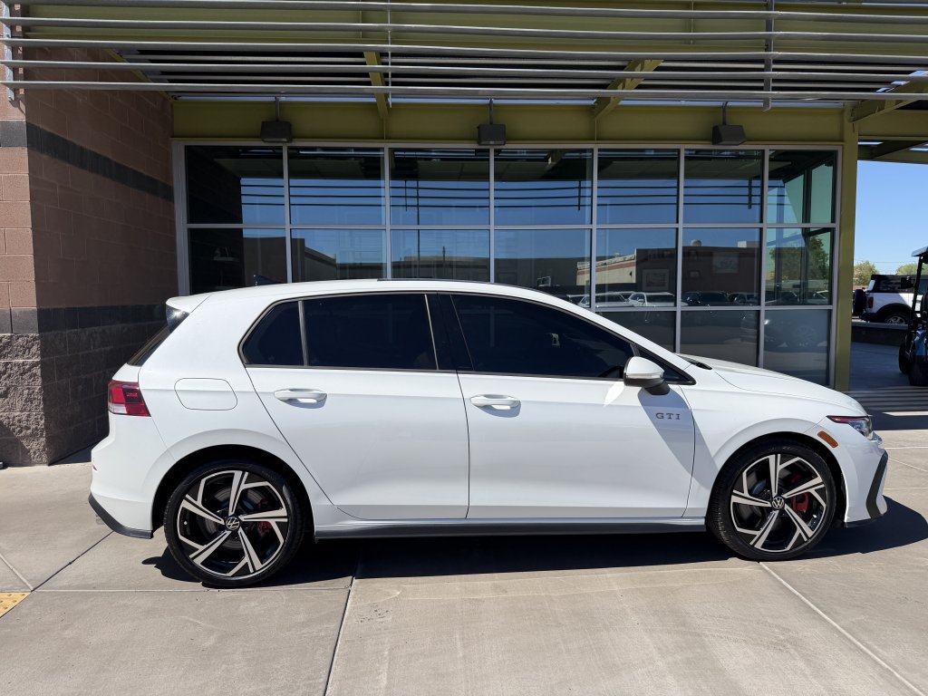 Used 2025 Volkswagen GTI SE FWD image 9