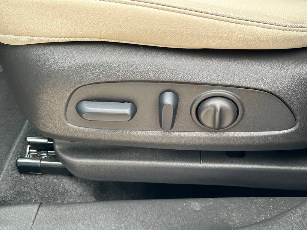 Used 2025 Buick Encore GX Preferred w/ Advanced Technology Package FWD image 24