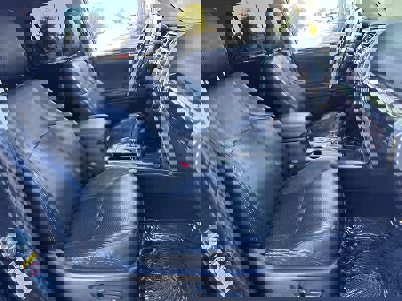 Used 2015 Toyota 4Runner Limited image 14