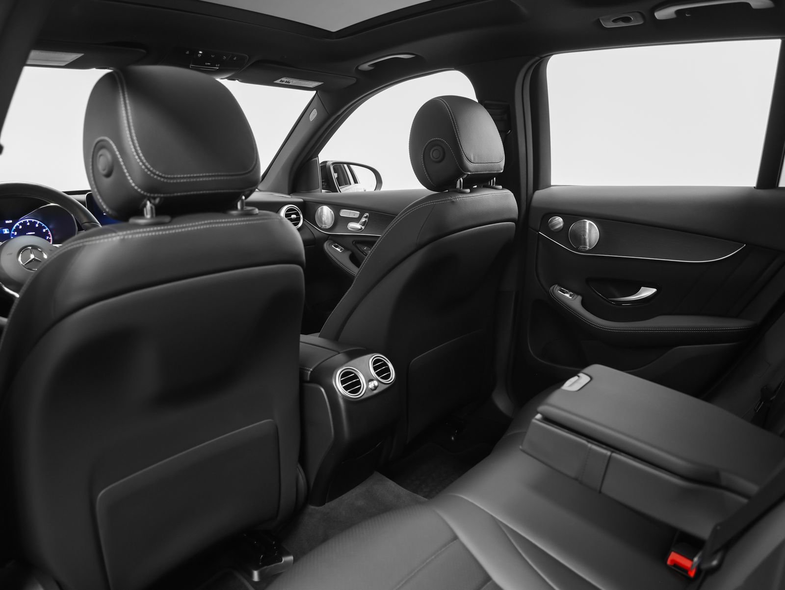 Used 2021 Mercedes-Benz GLC 300 4MATIC image 44