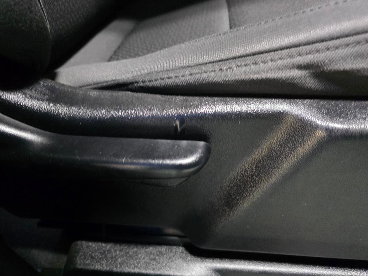 Used 2021 Chevrolet Silverado 1500 Custom image 26