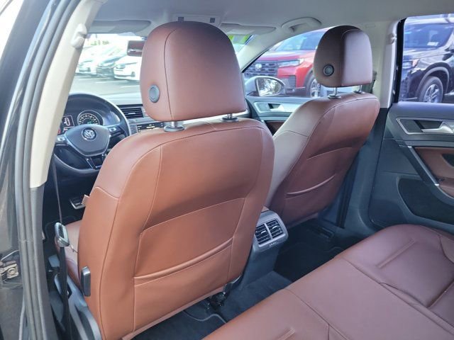 Used 2017 Volkswagen Golf Alltrack S image 13