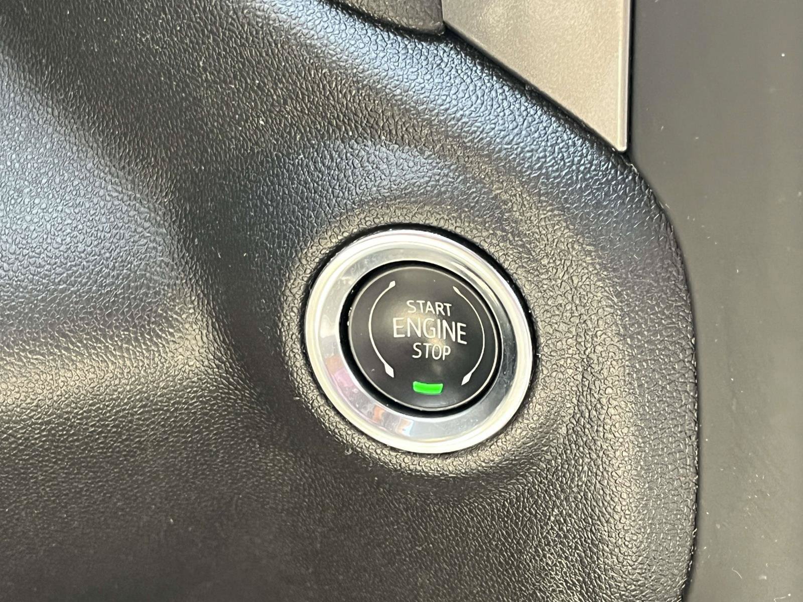 Used 2025 Chevrolet Silverado 1500 W/T RWD image 36