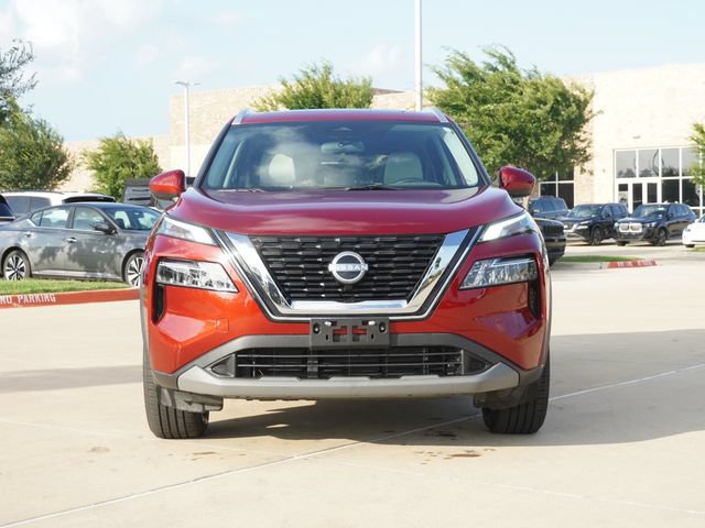 Used 2023 Nissan Rogue SV w/ SV Premium B Package FWD image 2