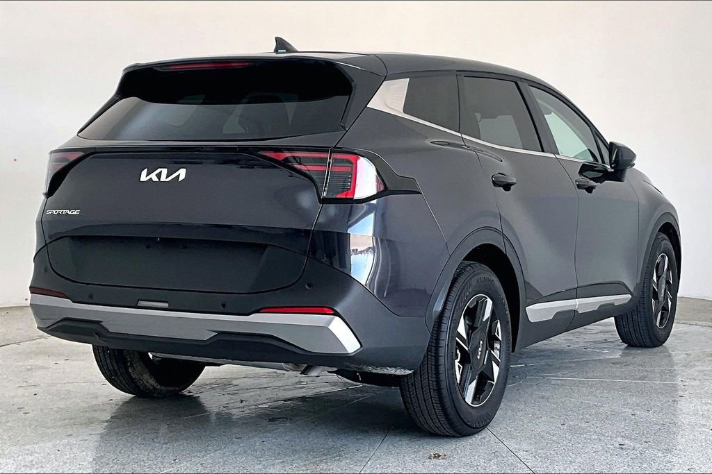 Used 2026 Kia Sportage LX image 14
